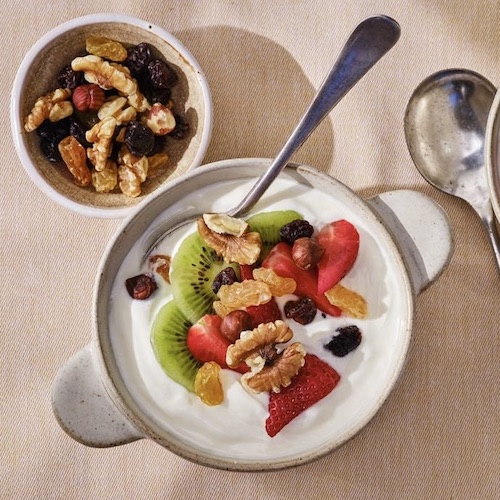 Recept griekse yoghurt met fruit en noten